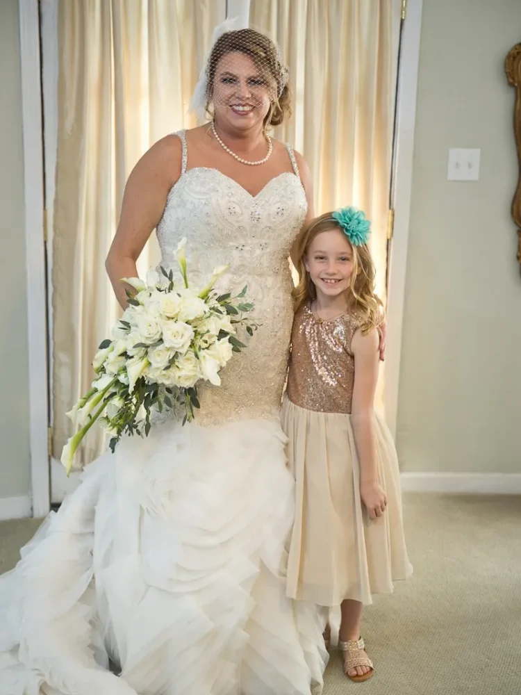 bride and flower girl